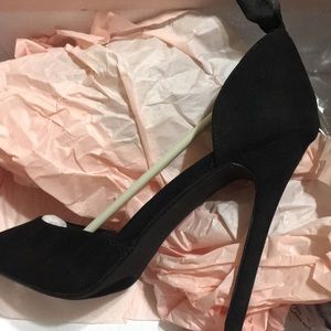 Black ankle tie pumps (never worn)
